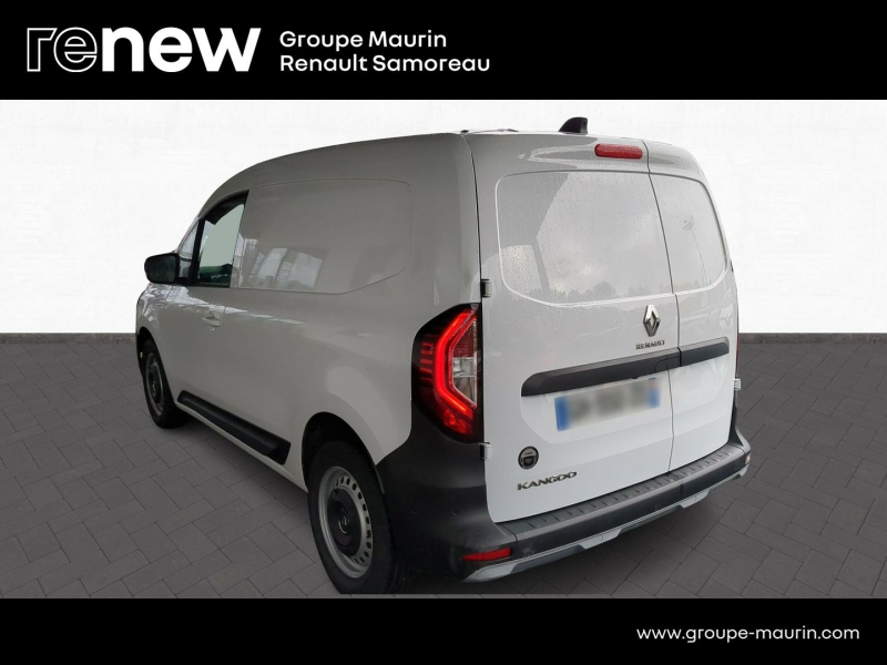 RENAULT Kangoo Van d’occasion à vendre à FONTAINEBLEAU chez DPL - GARAGE DU CENTRE (Photo 4)