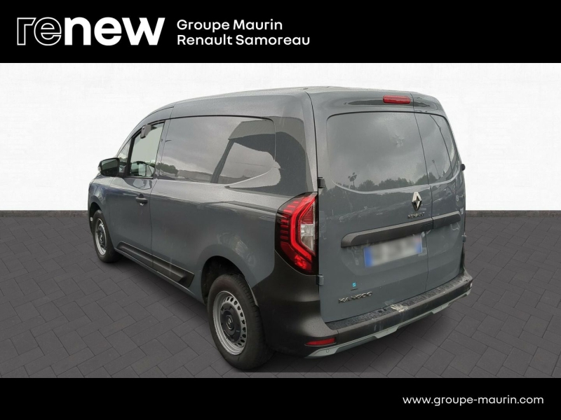 RENAULT Kangoo Van d’occasion à vendre à FONTAINEBLEAU chez DPL - GARAGE DU CENTRE (Photo 4)