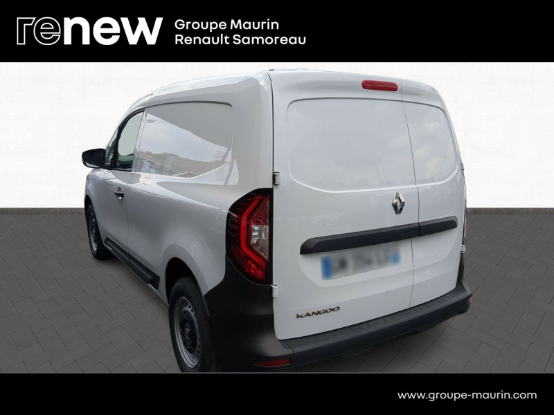 RENAULT Kangoo Van d’occasion à vendre à FONTAINEBLEAU chez DPL - GARAGE DU CENTRE (Photo 4)