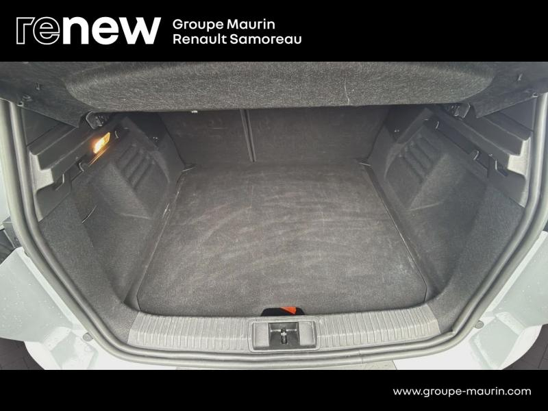RENAULT  d’occasion à vendre à SAMOREAU chez DPL - GARAGE DU CENTRE (Photo 9)