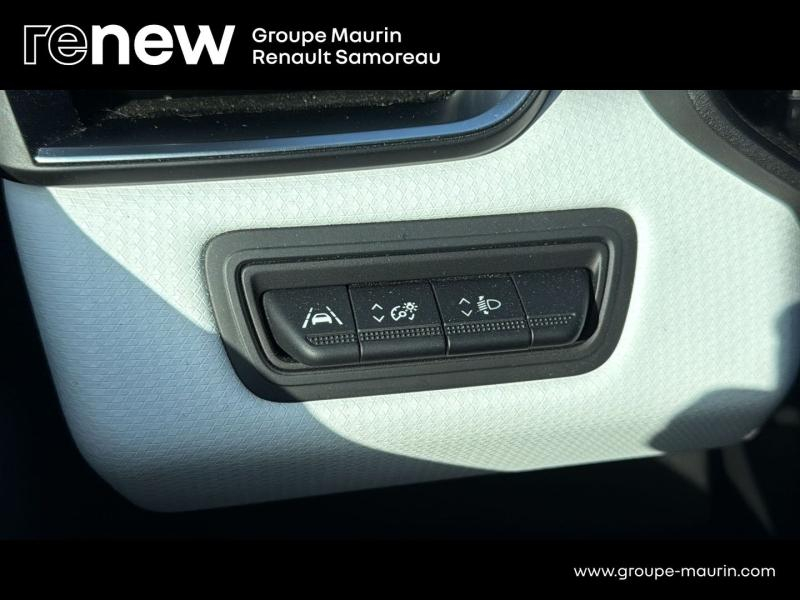 RENAULT Clio d’occasion à vendre à SAMOREAU chez DPL - GARAGE DU CENTRE (Photo 16)