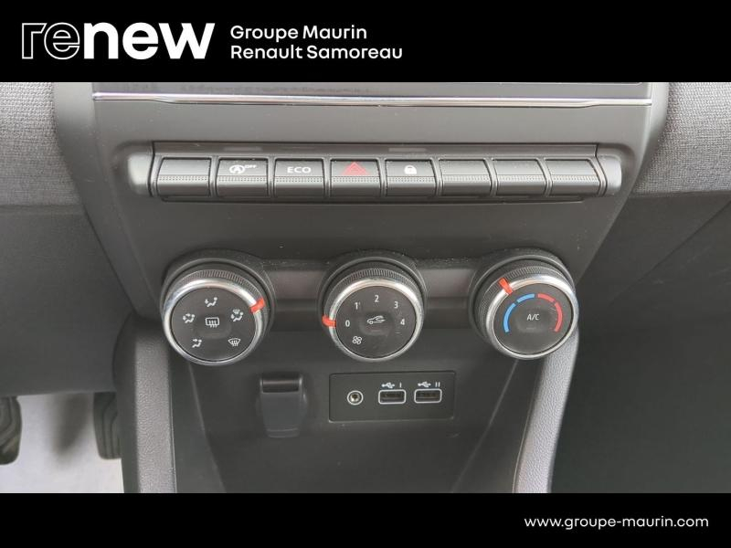 RENAULT Clio d’occasion à vendre à SAMOREAU chez DPL - GARAGE DU CENTRE (Photo 11)