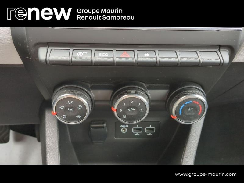 RENAULT Clio d’occasion à vendre à SAMOREAU chez DPL - GARAGE DU CENTRE (Photo 11)