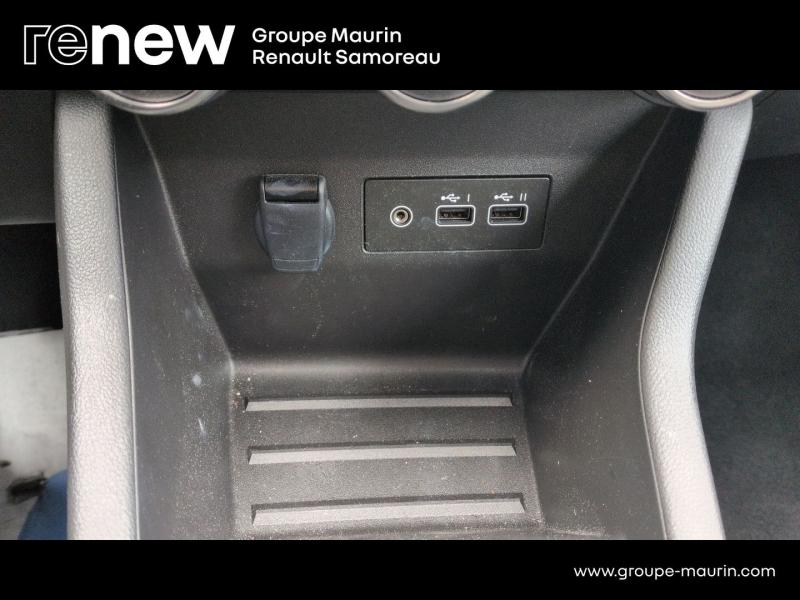 RENAULT Clio d’occasion à vendre à SAMOREAU chez DPL - GARAGE DU CENTRE (Photo 13)