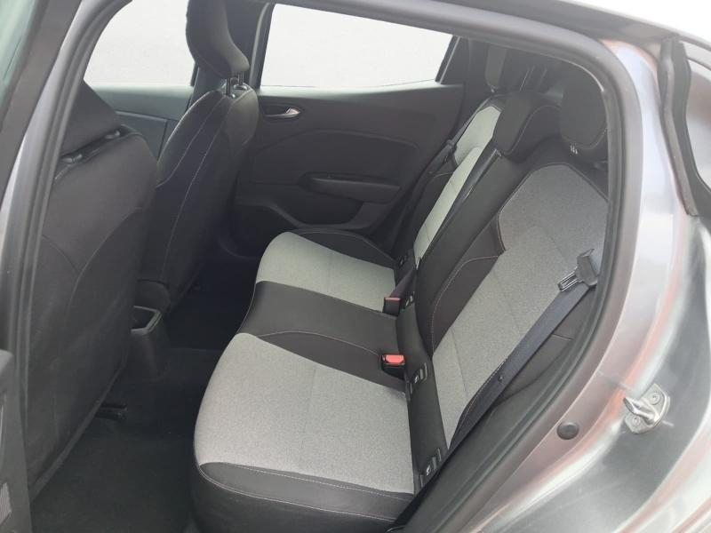 RENAULT Clio d’occasion à vendre à SAMOREAU chez DPL - GARAGE DU CENTRE (Photo 11)